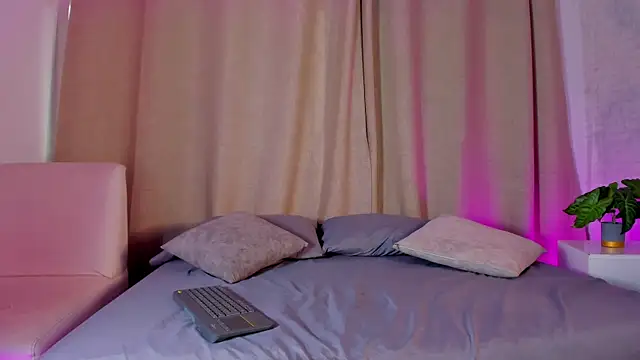 Catalella Rouse online show from 04-06-26, 08:43