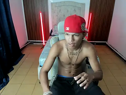 Snapshot of juan_mhata chatting on 06-15-26, 12:35 juan mhata online show from 06-15-26, 12:35
