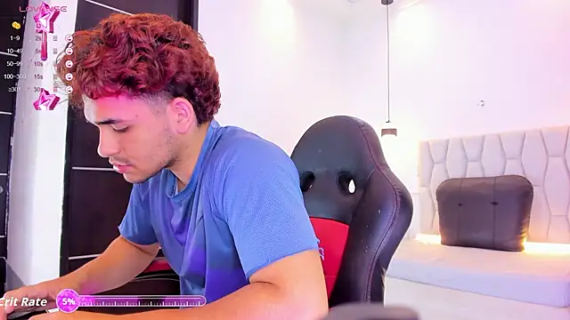 Snapshot of marcos_lc chatting on 02-21-26, 12:28 marcos lc online show from 02-21-26, 12:28