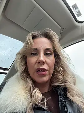 LisaMurr online show from 03-05-26, 09:49