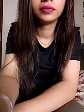 Snapshot of cute_girl_29 chatting on 07-21-26, 05:59 cute girl 29 online show from 07-21-26, 05:59