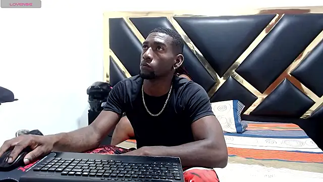 Swweet temptation online show from 02-25-26, 11:09