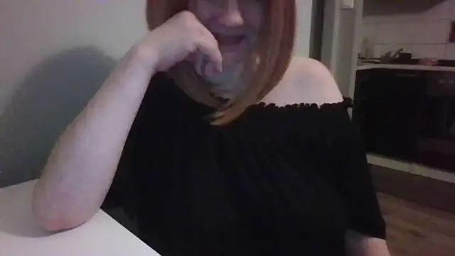 Snapshot of Beatique1 chatting on 06-16-26, 10:56 Beatique1 online show from 06-16-26, 10:56