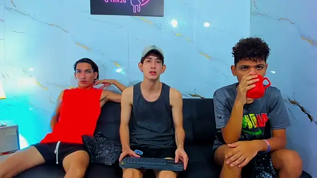 Snapshot of Spicy_guys chatting on 02-28-26, 01:01 Spicy guys online show from 02-28-26, 01:01