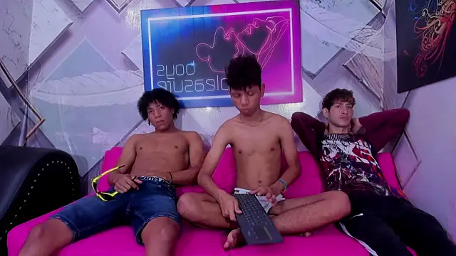 Spicy guys online show from 03-08-26, 12:09