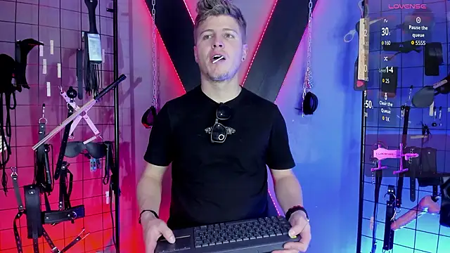 Snapshot of MrJustin_Brianna_BDSM chatting on 02-28-26, 07:26 MrJustin Brianna BDSM online show from 02-28-26, 07:26