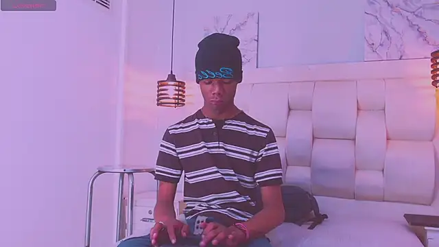 Santiago Ortiz  online show from 04-08-26, 07:25