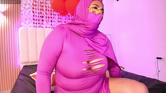 Nadia Privee online show from 02-19-26, 06:37