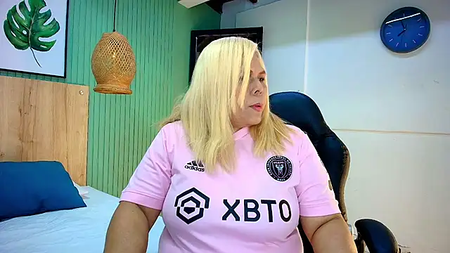 Snapshot of eva_colen50 chatting on 03-16-26, 05:17 eva colen50 online show from 03-16-26, 05:17