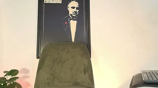 Snapshot of Eliassalvatore_ chatting on 05-30-26, 02:03 Eliassalvatore online show from 05-30-26, 02:03
