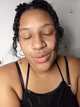 Snapshot of gigiblue89 chatting on 05-13-26, 06:55 gigiblue89 online show from 05-13-26, 06:55
