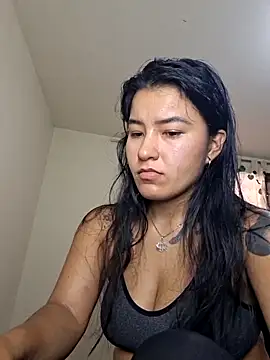 Miiia a online show from 04-18-26, 07:07