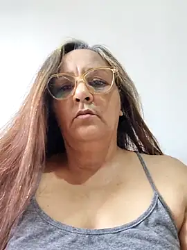 Noemipopi online show from 04-05-26, 02:58