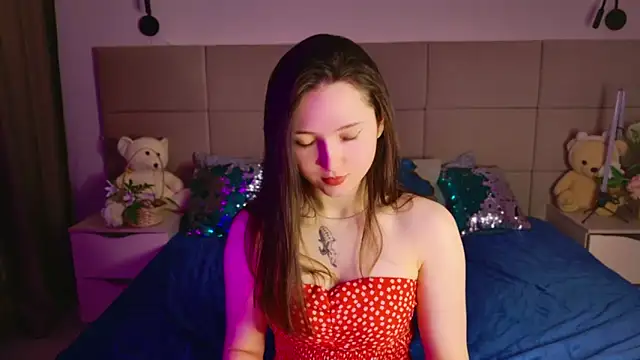 Tiny BunnyX online show from 04-07-26, 06:03