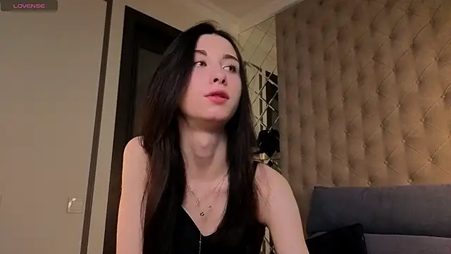 MiguelinaRasmuson online show from 04-01-26, 11:11