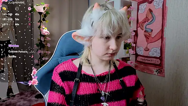 Snapshot of May_leaf chatting on 02-27-26, 01:38 May leaf online show from 02-27-26, 01:38