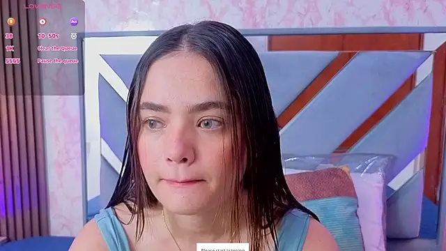 Snapshot of LittleeSara18 chatting on 05-15-26, 11:06 LittleeSara18 online show from 05-15-26, 11:06