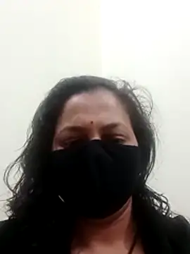 Snapshot of Desi_Heat_Couple chatting on 02-20-26, 09:21 Desi Heat Couple online show from 02-20-26, 09:21