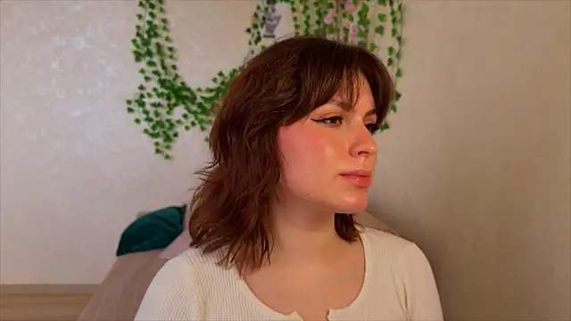 Snapshot of rinamandarina chatting on 05-20-26, 04:13 rinamandarina online show from 05-20-26, 04:13