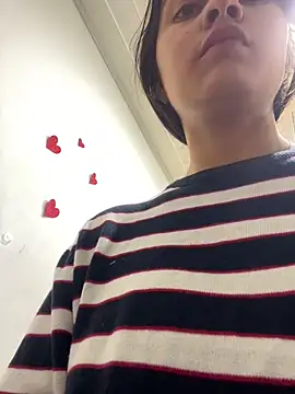 Snapshot of angell_cooper8 chatting on 02-28-26, 12:06 angell cooper8 online show from 02-28-26, 12:06