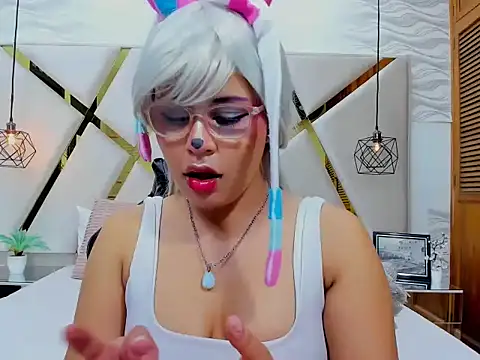 BellaSnowbunny online show from 02-21-26, 08:10