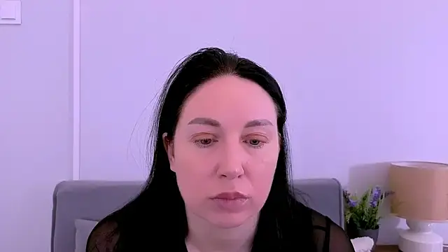 Snapshot of MiaFair chatting on 05-13-26, 03:20 MiaFair online show from 05-13-26, 03:20