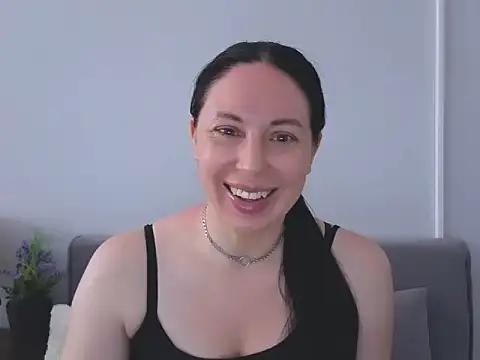 Snapshot of MiaFair chatting on 05-29-26, 03:10 MiaFair online show from 05-29-26, 03:10