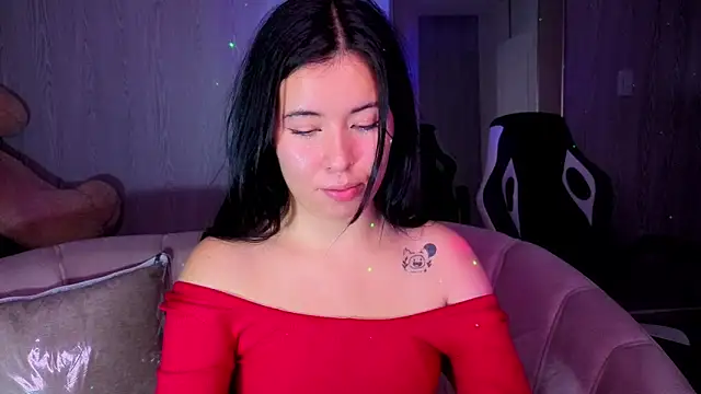 Snapshot of Kylia_a chatting on 02-24-26, 08:07 Kylia a online show from 02-24-26, 08:07