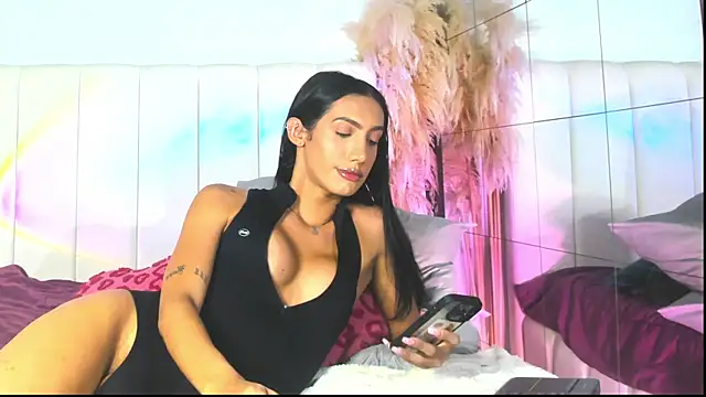 VelvetEstefa online show from 04-14-26, 12:27