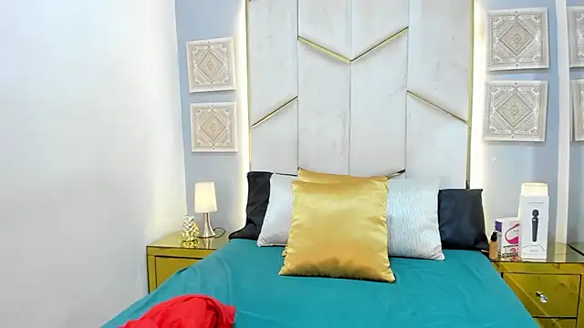 Snapshot of KarinaaCoxx chatting on 02-24-26, 01:09 KarinaaCoxx online show from 02-24-26, 01:09