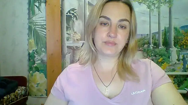 Snapshot of Rinayaii chatting on 03-19-26, 08:18 Rinayaii online show from 03-19-26, 08:18