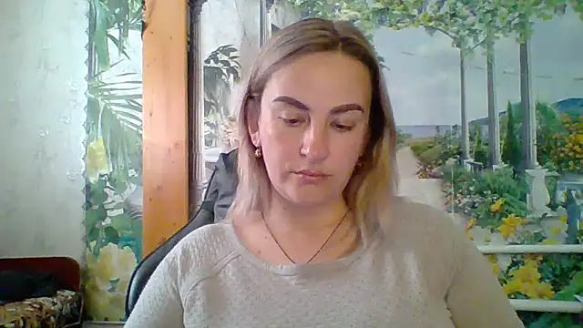 Snapshot of Rinayaii chatting on 03-25-26, 08:31 Rinayaii online show from 03-25-26, 08:31