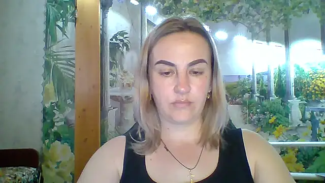 Snapshot of Rinayaii chatting on 03-29-26, 10:26 Rinayaii online show from 03-29-26, 10:26