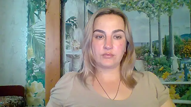 Snapshot of Rinayaii chatting on 04-09-26, 08:53 Rinayaii online show from 04-09-26, 08:53