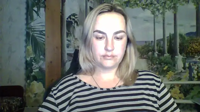 Snapshot of Rinayaii chatting on 04-16-26, 04:41 Rinayaii online show from 04-16-26, 04:41