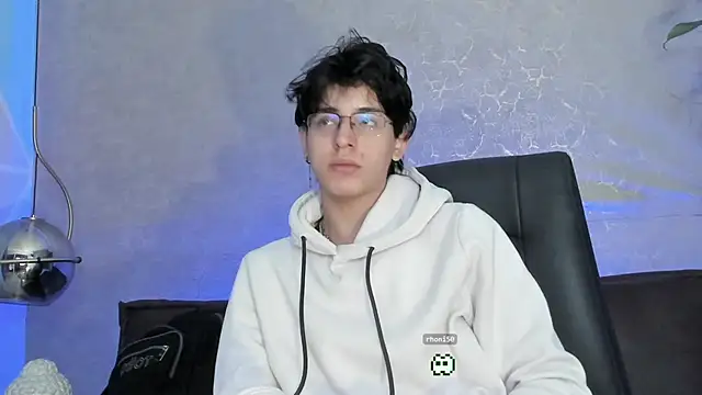 Snapshot of Angel_scott2 chatting on 02-20-26, 11:43 Angel scott2 online show from 02-20-26, 11:43