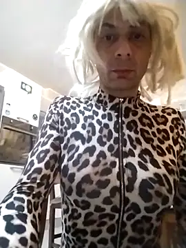 marti 8 online show from 03-27-26, 11:48