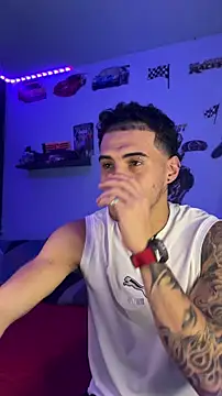 Snapshot of TOMAS_CONOR chatting on 02-24-26, 12:41 TOMAS CONOR online show from 02-24-26, 12:41