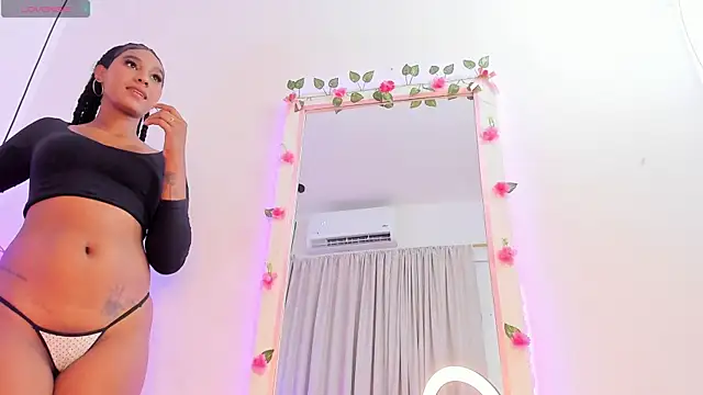 Snapshot of Candyhot79 chatting on 02-27-26, 07:58 Candyhot79 online show from 02-27-26, 07:58