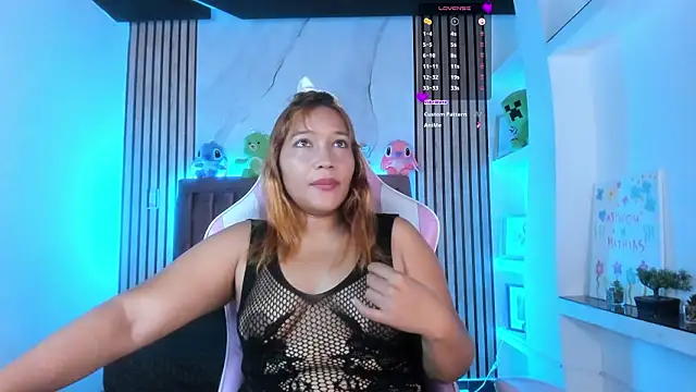 Snapshot of Miia_Grey_ chatting on 02-20-26, 12:38 Miia Grey online show from 02-20-26, 12:38