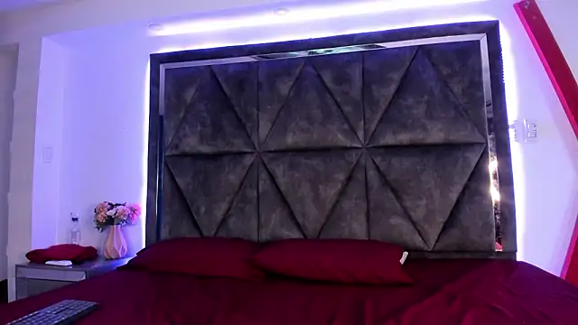 Snapshot of Miia_Grey_ chatting on 02-26-26, 12:48 Miia Grey online show from 02-26-26, 12:48