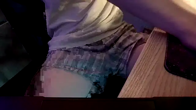 DLcollegeroomatesneedcash online show from 02-24-26, 10:30