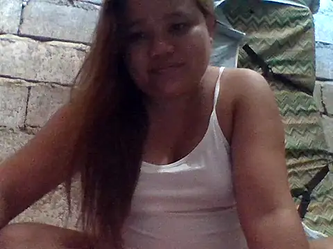 Snapshot of sweetlyn31 chatting on 06-16-26, 10:34 sweetlyn31 online show from 06-16-26, 10:34