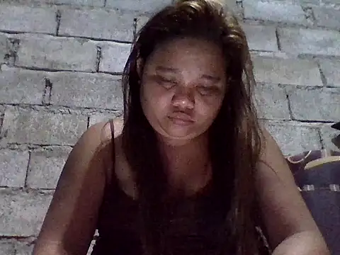 Snapshot of sweetlyn31 chatting on 06-22-26, 10:51 sweetlyn31 online show from 06-22-26, 10:51