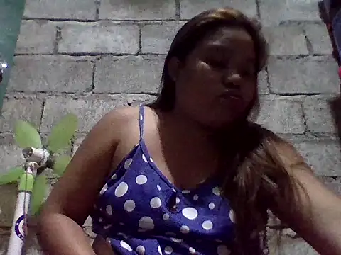 Snapshot of sweetlyn31 chatting on 07-02-26, 02:12 sweetlyn31 online show from 07-02-26, 02:12