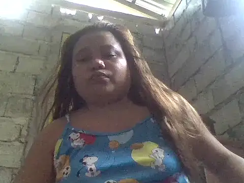 Snapshot of sweetlyn31 chatting on 07-15-26, 05:45 sweetlyn31 online show from 07-15-26, 05:45
