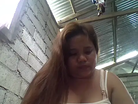 Snapshot of sweetlyn31 chatting on 07-23-26, 05:16 sweetlyn31 online show from 07-23-26, 05:16