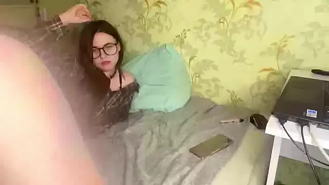 GloriaBabyCouple online show from 03-06-26, 01:40