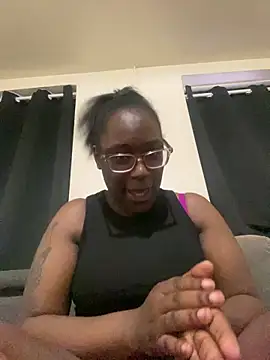 Snapshot of Sinfulwaterfalls chatting on 05-28-26, 12:13 Sinfulwaterfalls online show from 05-28-26, 12:13