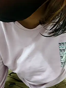 reena-sassy online show from 02-25-26, 08:24